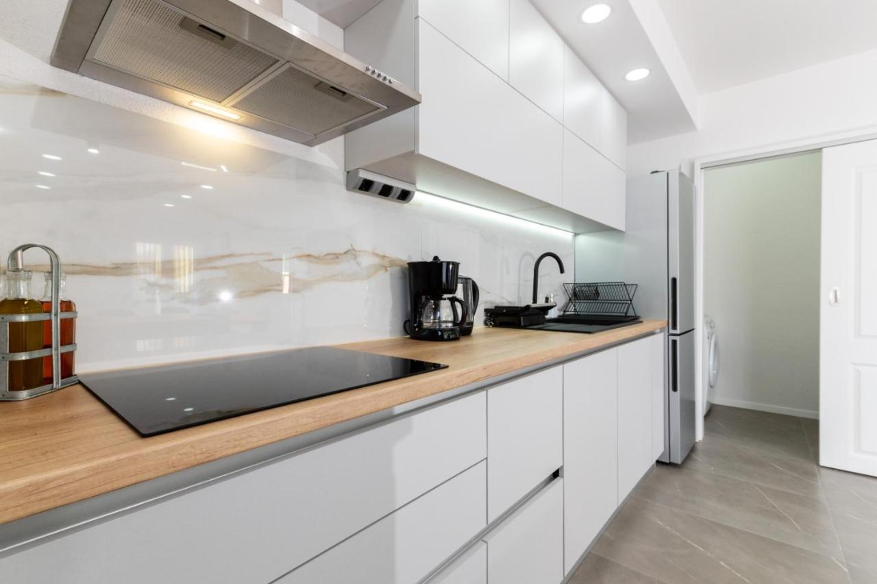 Apartment Vuletin Kaštela Esterno foto